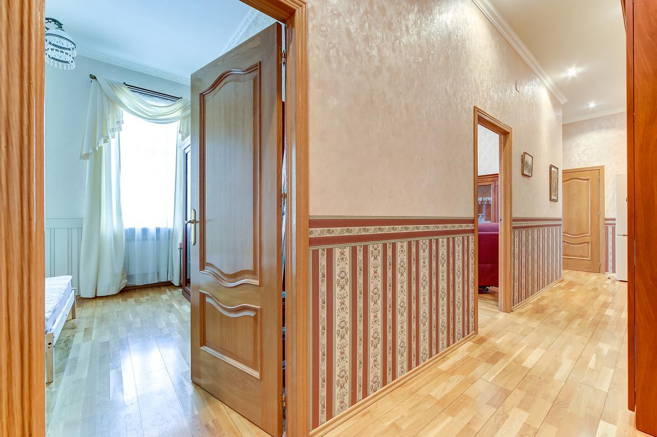 Apartment On Oranzhereynaya 7 푸시킨 외부 사진